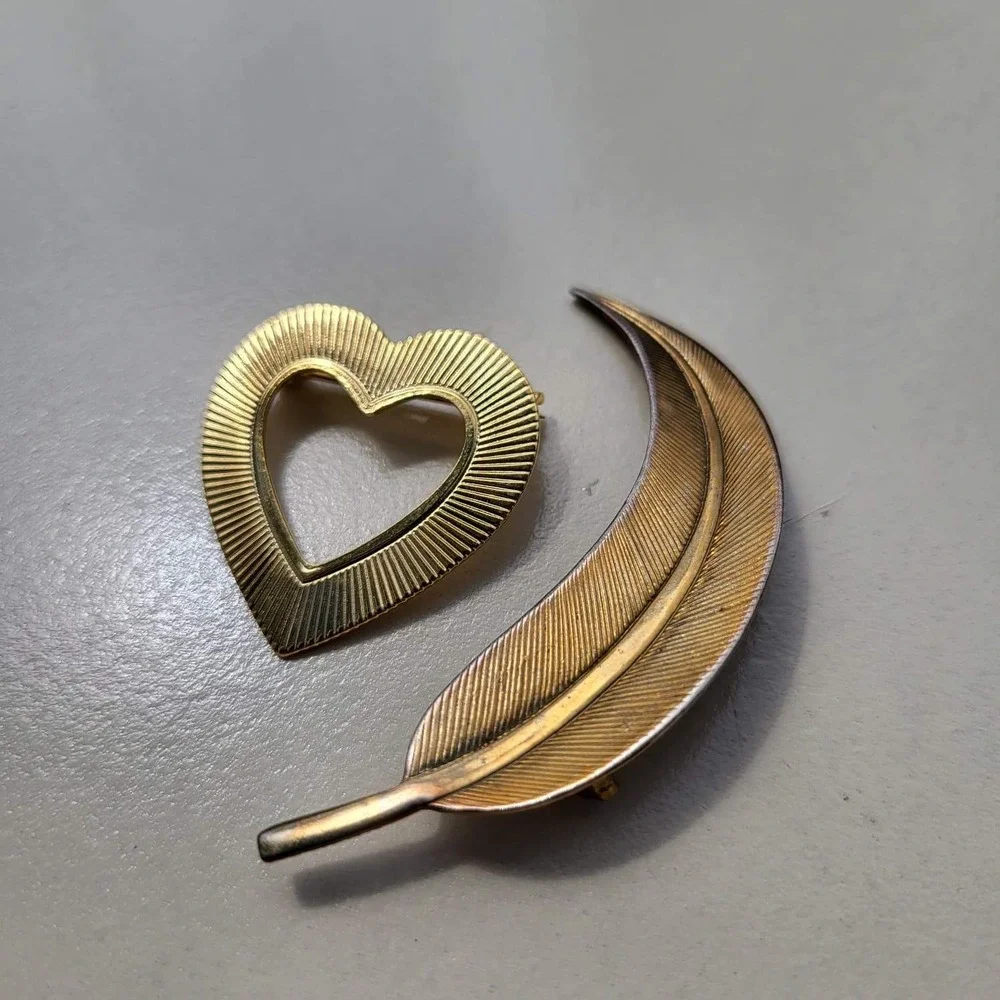 N/A vintage gold